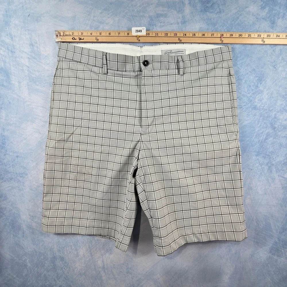 Greg Norman Mens Grey Plaid Golf Shorts Size 36 Performance‎ Stretch Shark Logo